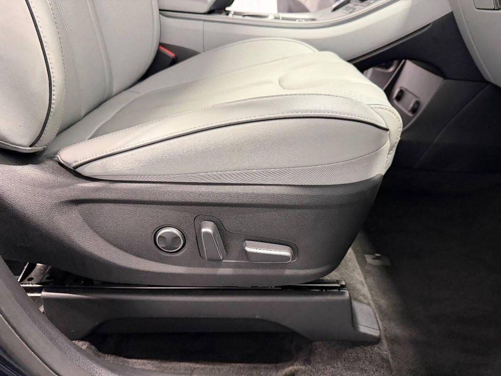 used 2025 Hyundai Palisade car, priced at $32,941