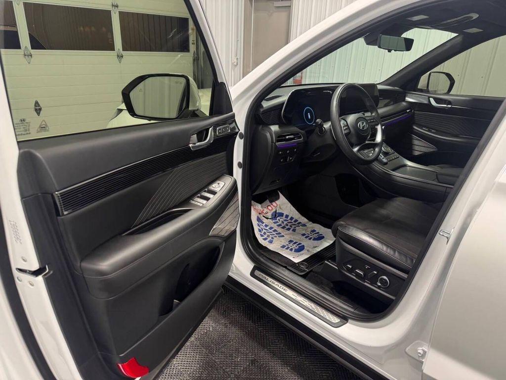 used 2024 Hyundai Palisade car, priced at $44,784