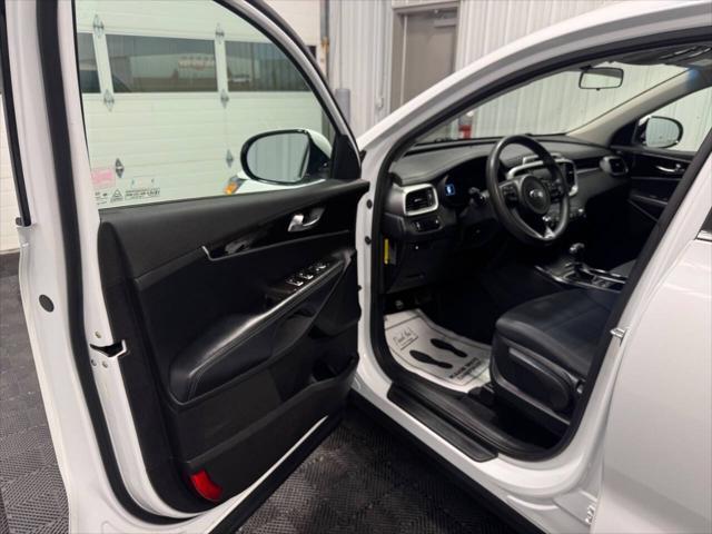 used 2018 Kia Sorento car, priced at $11,959