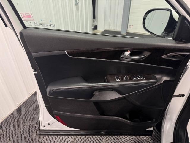 used 2018 Kia Sorento car, priced at $11,959
