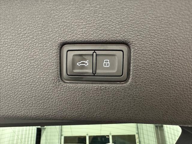 used 2022 Audi RS Q8 car, priced at $92,987
