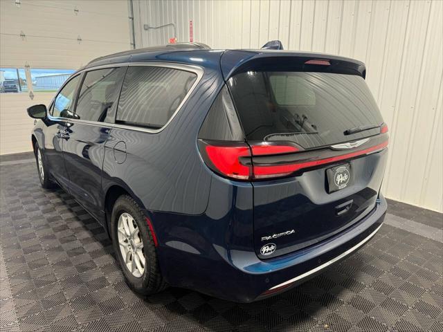 used 2022 Chrysler Pacifica car, priced at $20,977