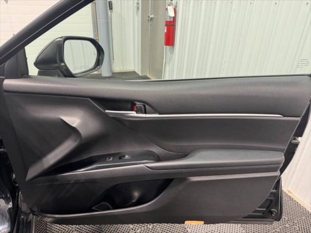 used 2019 Toyota Camry Hybrid car, priced at $19,637