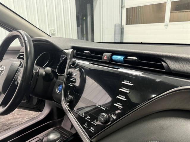 used 2019 Toyota Camry Hybrid car, priced at $19,637