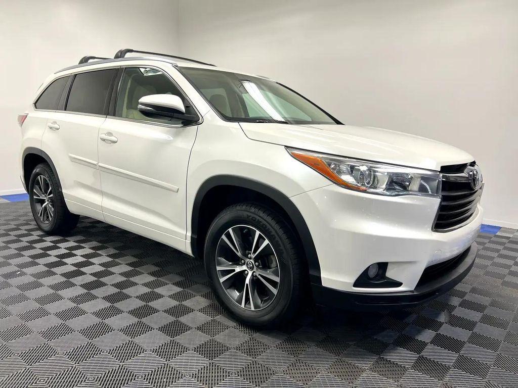 used 2016 Toyota Highlander car, priced at $21,995