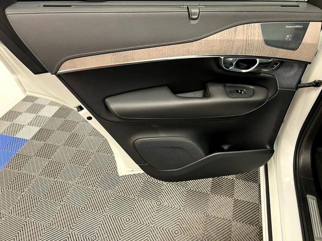 used 2022 Volvo XC90 car, priced at $38,560