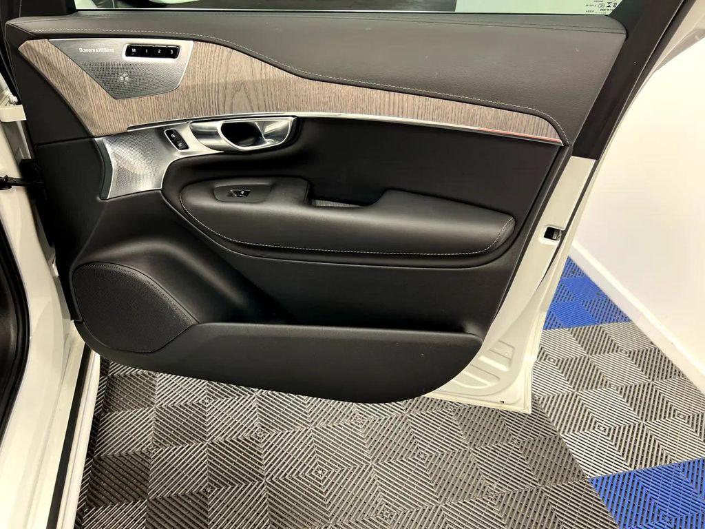 used 2022 Volvo XC90 car, priced at $38,560