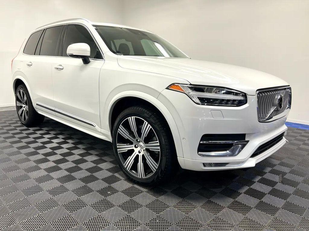 used 2022 Volvo XC90 car, priced at $41,995