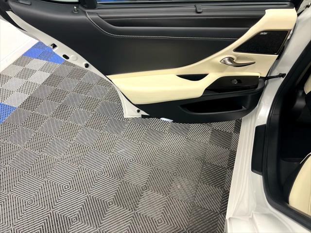 used 2022 Lexus ES 350 car, priced at $44,995