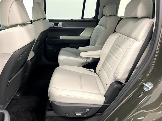 used 2024 Hyundai Santa Fe car, priced at $42,995