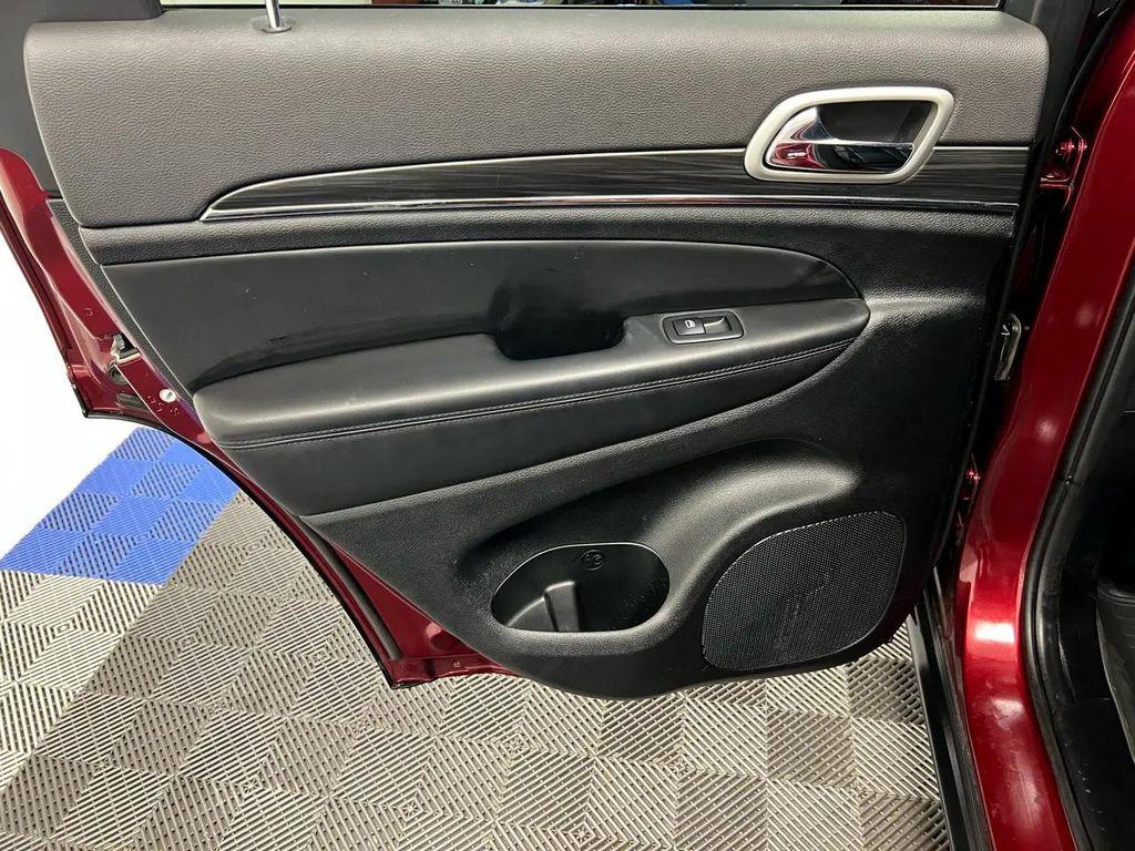 used 2022 Jeep Grand Cherokee car, priced at $30,995
