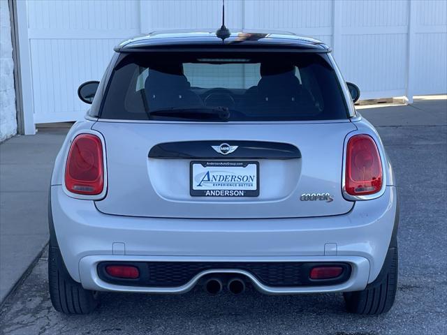 used 2014 MINI Hardtop car, priced at $10,900