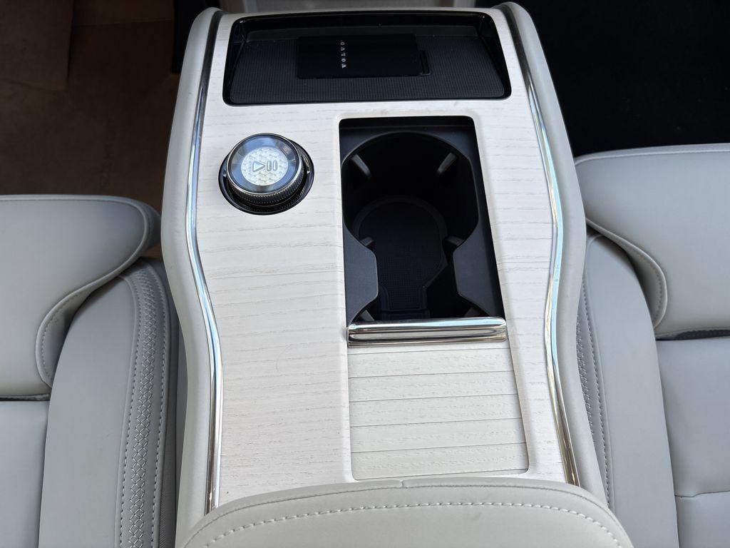 new 2025 Volvo EX90 car, priced at $65,640