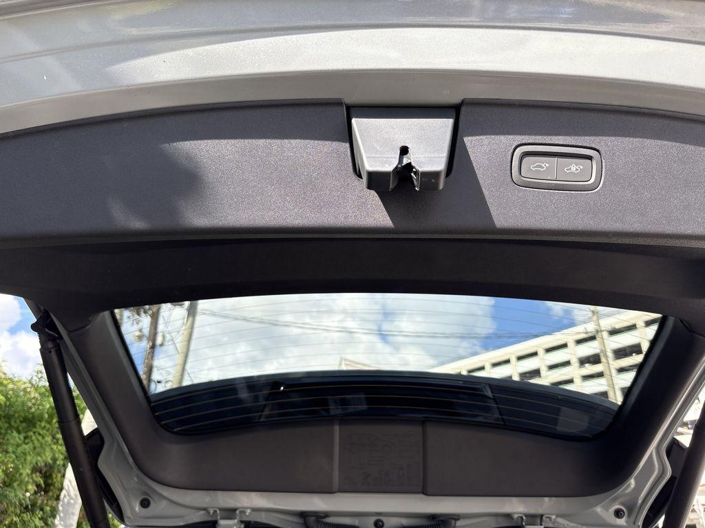 new 2025 Volvo EX90 car, priced at $65,640