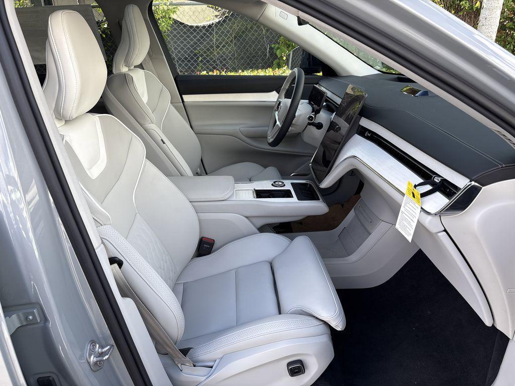 new 2025 Volvo EX90 car, priced at $65,640