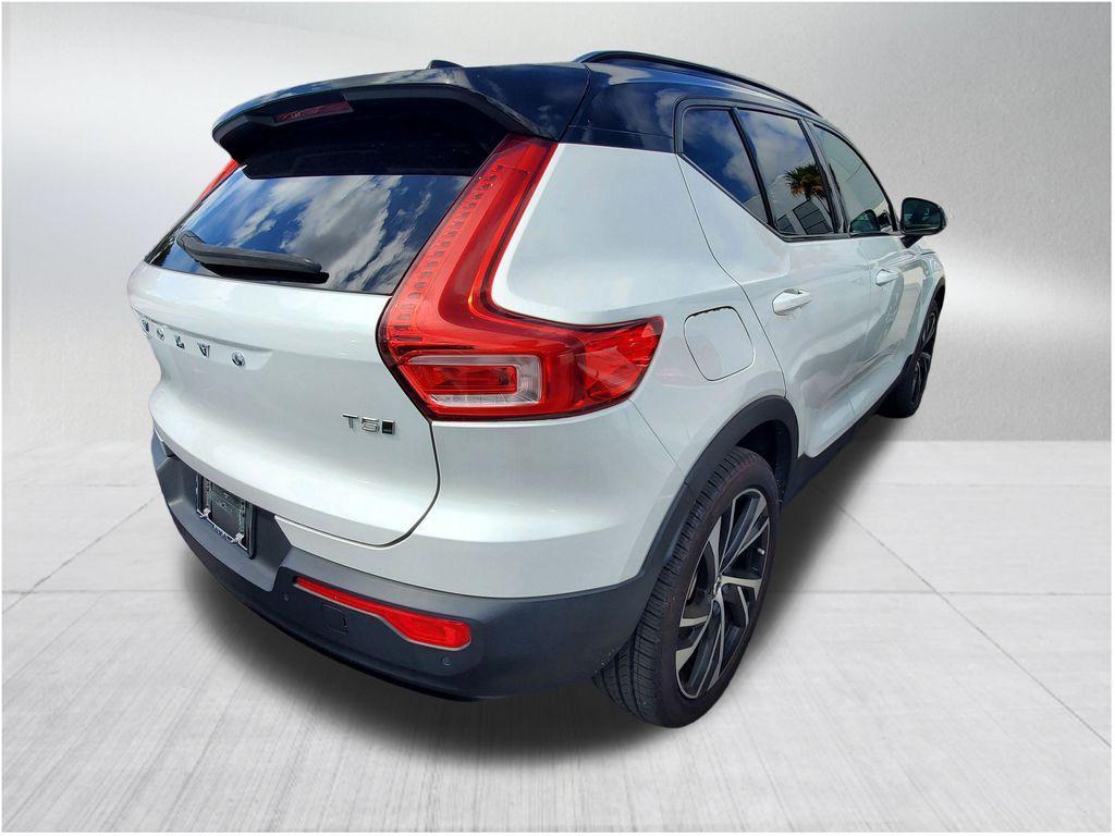 used 2022 Volvo XC40 car, priced at $31,490