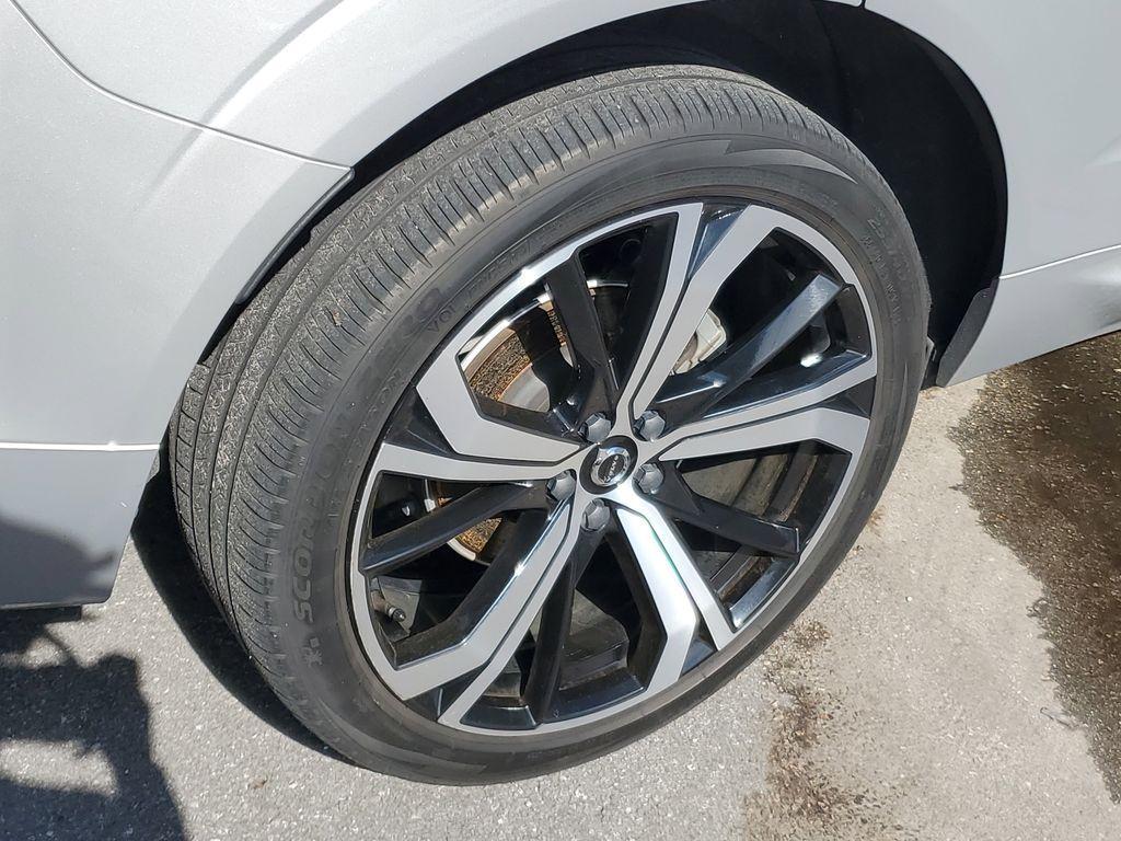 used 2022 Volvo XC60 car, priced at $31,990