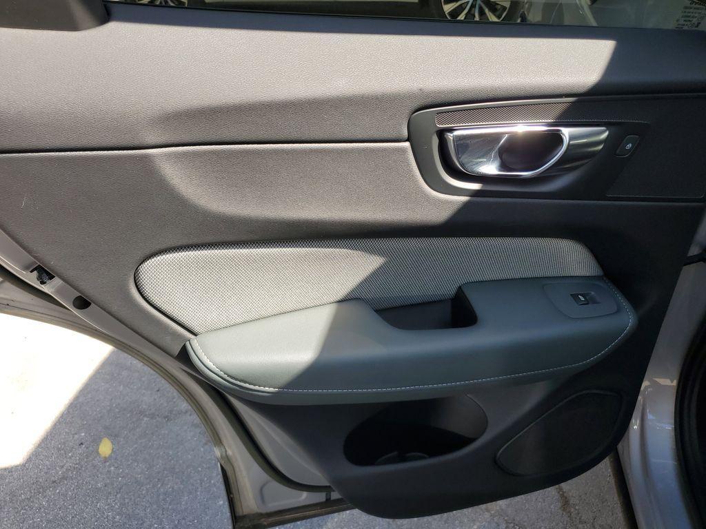 used 2022 Volvo XC60 car, priced at $31,990