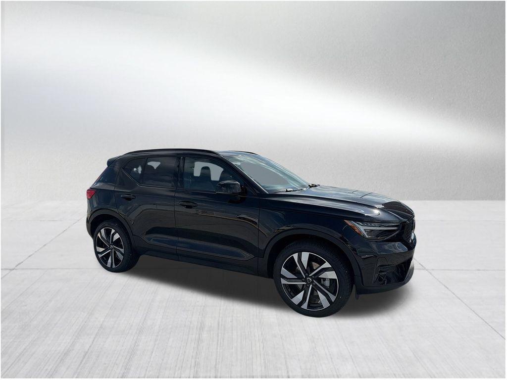 new 2025 Volvo XC40 car, priced at $47,595