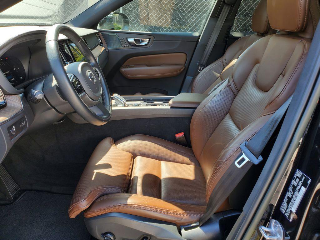 used 2022 Volvo XC60 car, priced at $34,490
