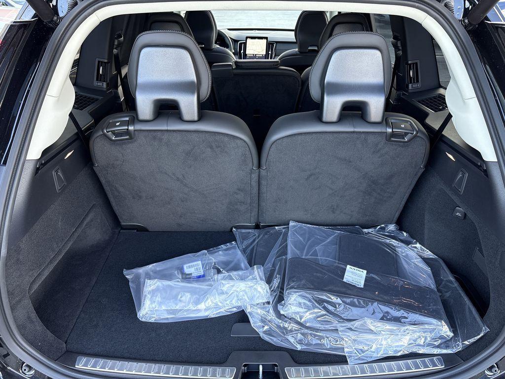 new 2026 Volvo XC90 car, priced at $71,145
