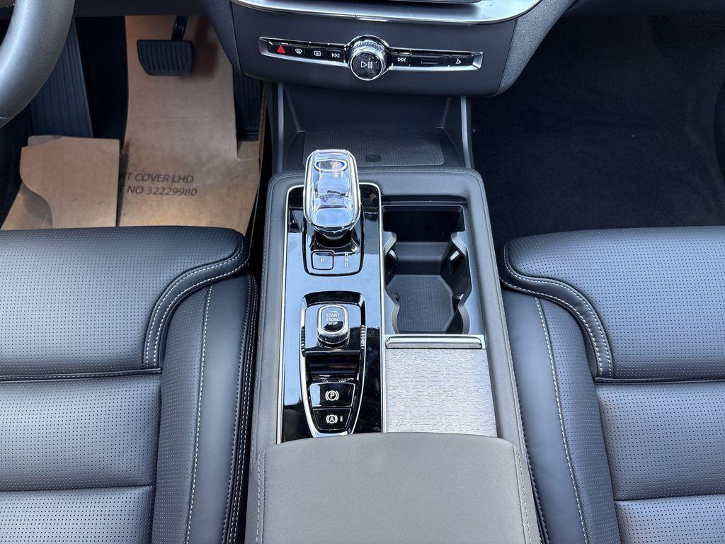 new 2026 Volvo XC90 car, priced at $71,145