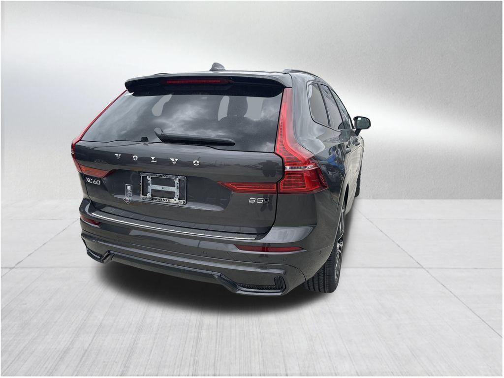 new 2025 Volvo XC60 car, priced at $51,475