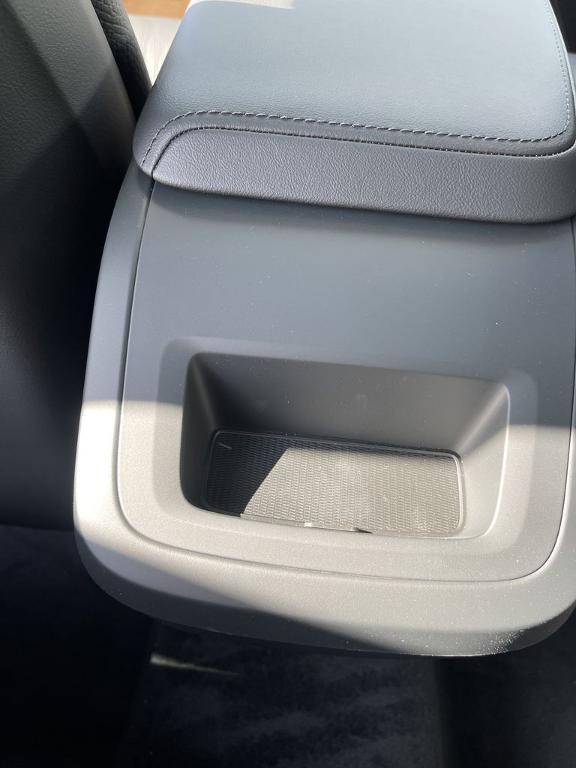 new 2024 Volvo XC60 car, priced at $38,945