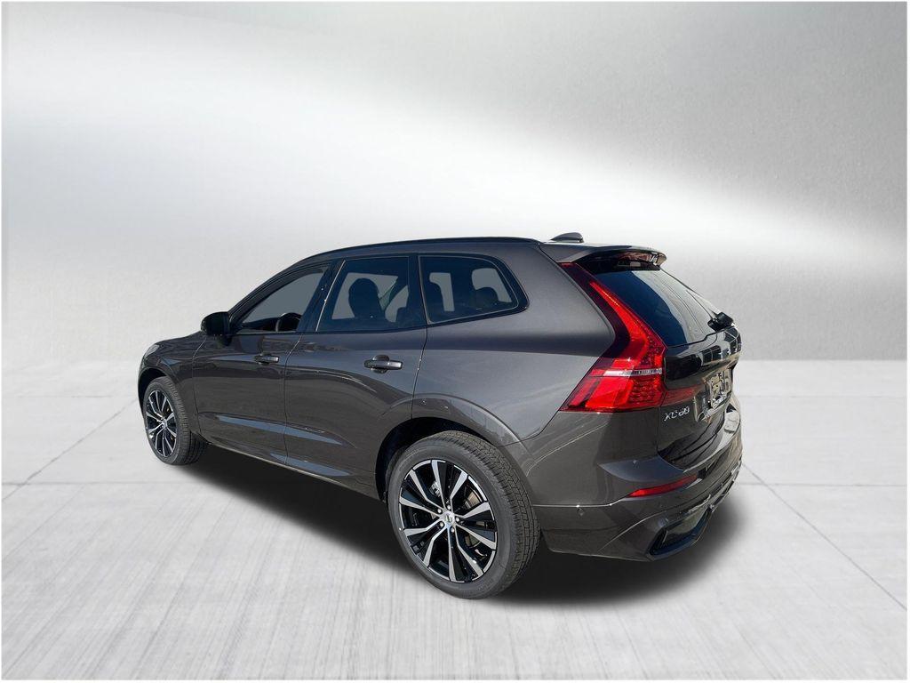 new 2024 Volvo XC60 car, priced at $38,945