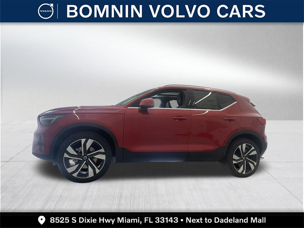 new 2024 Volvo XC40 car, priced at $40,620