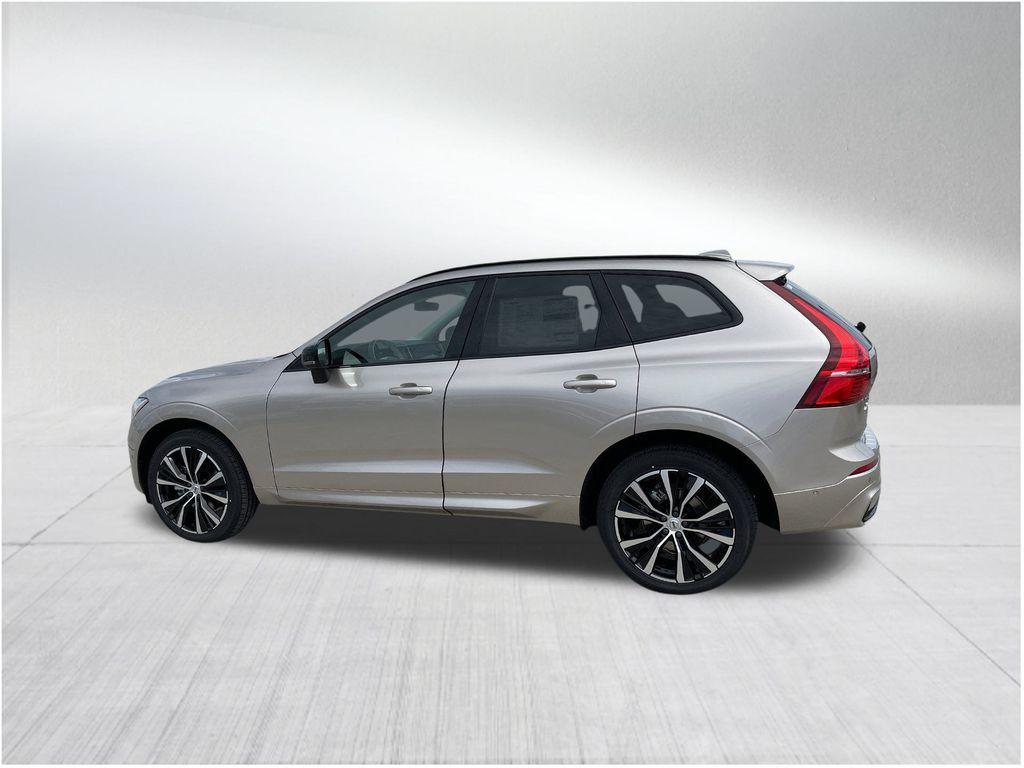 new 2025 Volvo XC60 car, priced at $51,275