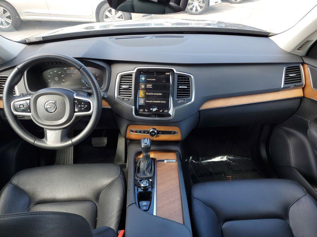 used 2022 Volvo XC90 car, priced at $37,990