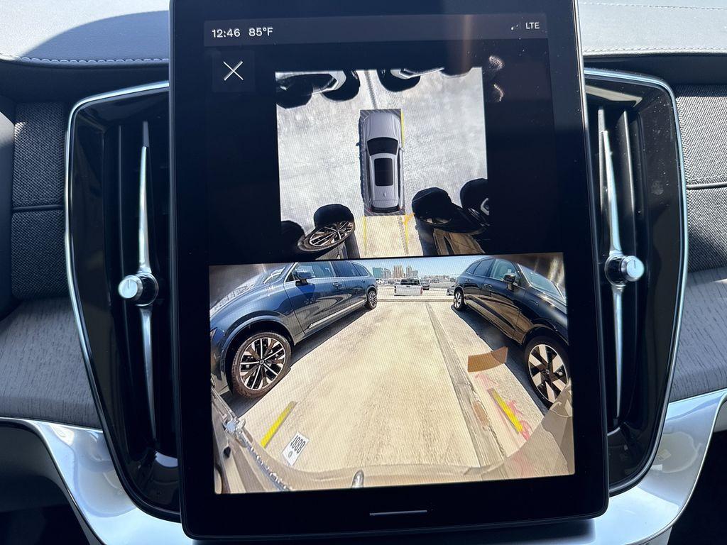 new 2025 Volvo XC90 car, priced at $66,728