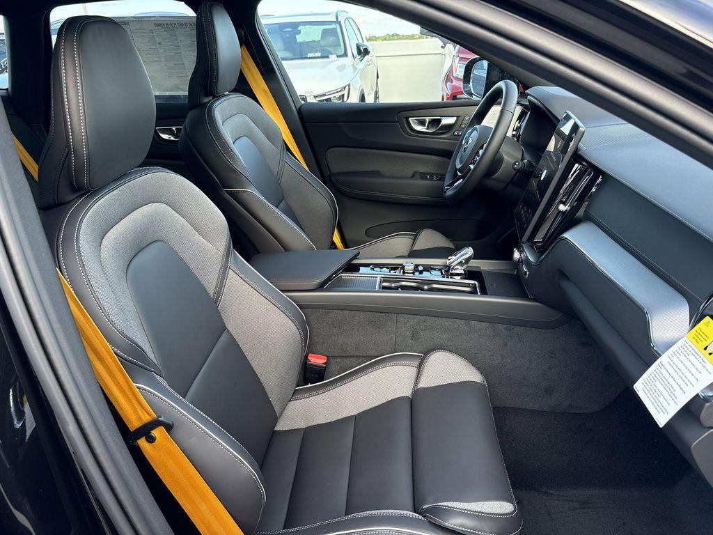 new 2026 Volvo XC60 Plug-In Hybrid car, priced at $82,065