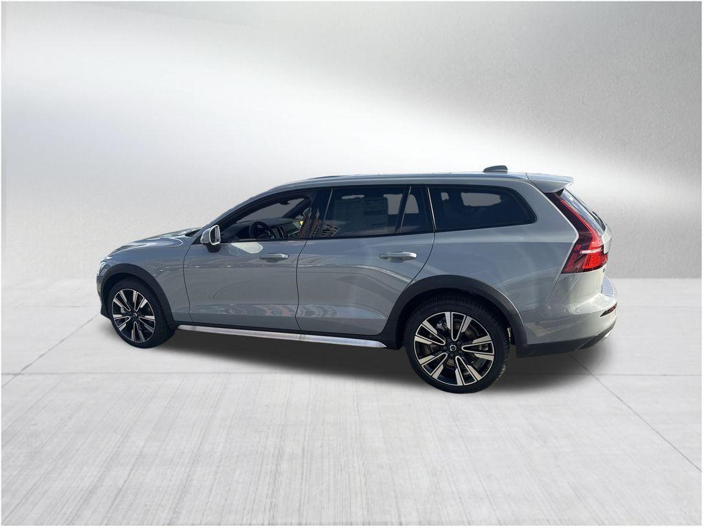 new 2026 Volvo V60 Cross Country car, priced at $59,775