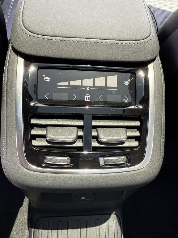 new 2025 Volvo XC90 Plug-In Hybrid car, priced at $82,405
