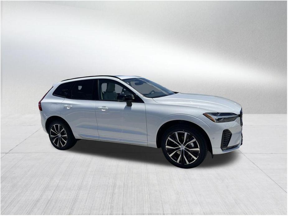 new 2025 Volvo XC60 car, priced at $53,725