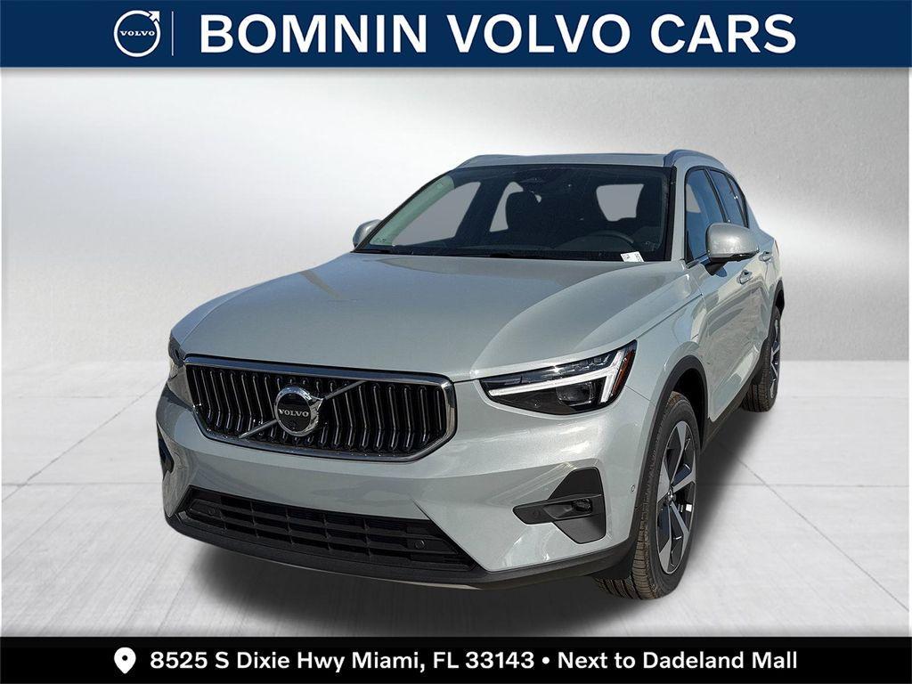 new 2025 Volvo XC40 car, priced at $48,335
