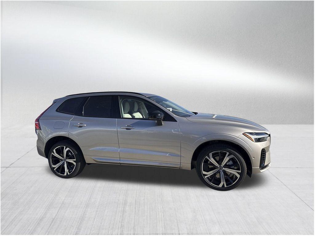 new 2025 Volvo XC60 Plug-In Hybrid car, priced at $67,485