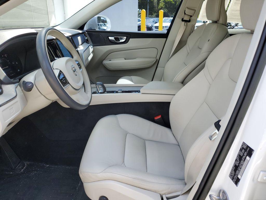 used 2023 Volvo XC60 car, priced at $32,990