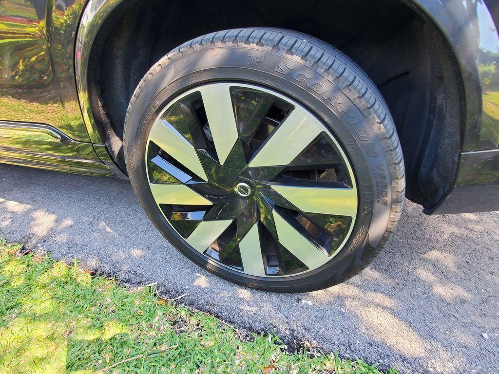 used 2023 Volvo XC90 Recharge Plug-In Hybrid car, priced at $56,490