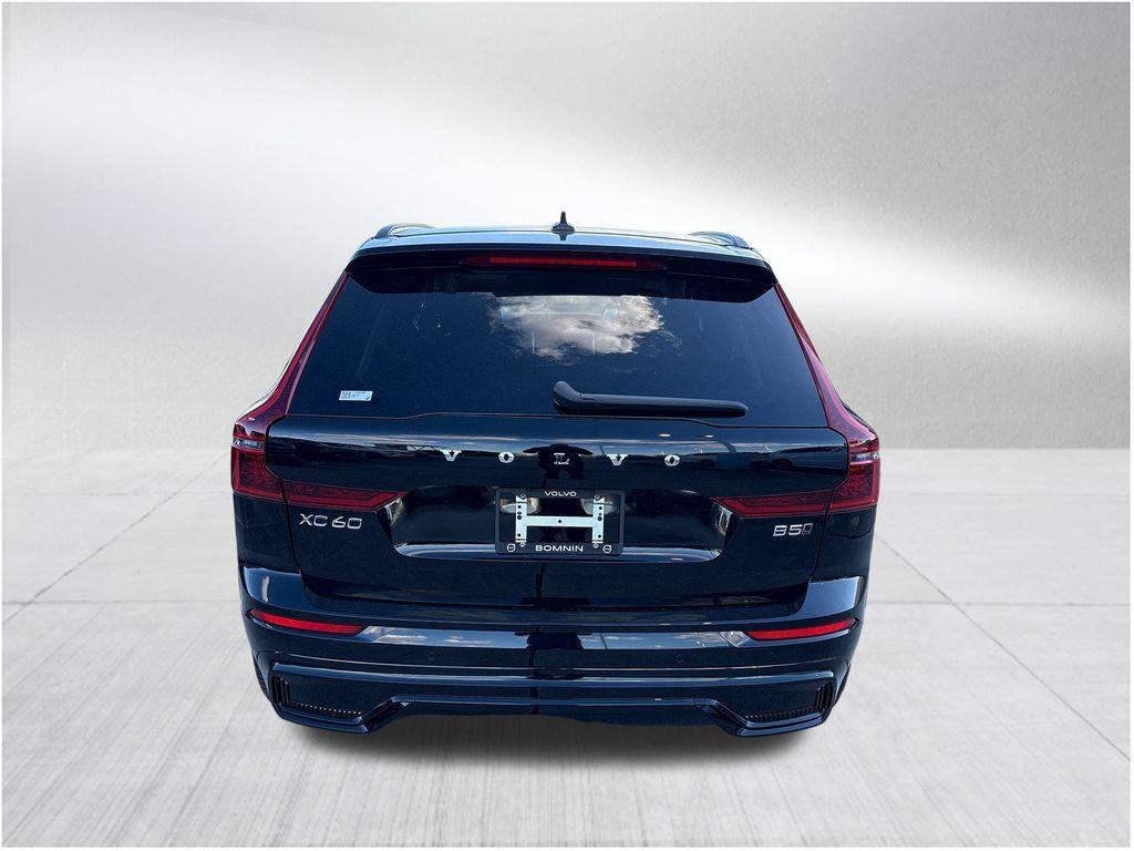 new 2026 Volvo XC60 car, priced at $59,420