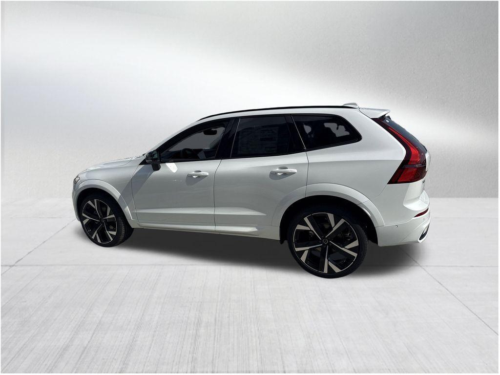new 2026 Volvo XC60 car, priced at $60,020