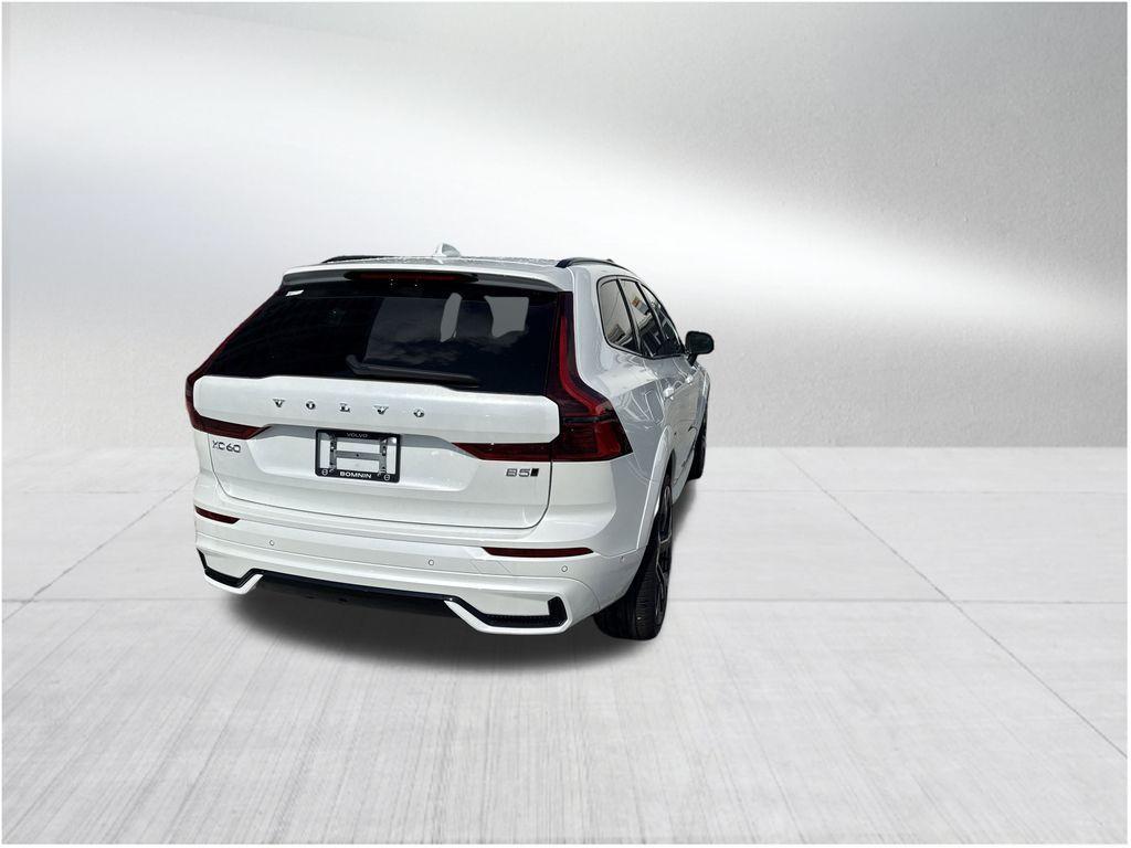 new 2026 Volvo XC60 car, priced at $60,020