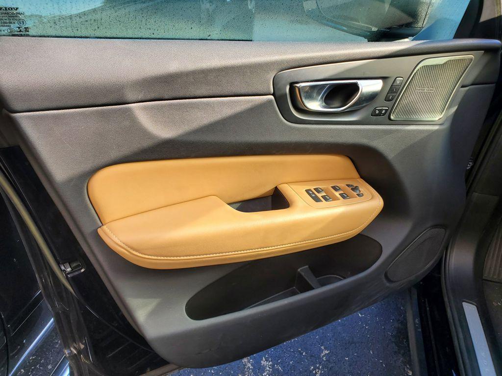 used 2022 Volvo XC60 car, priced at $34,990