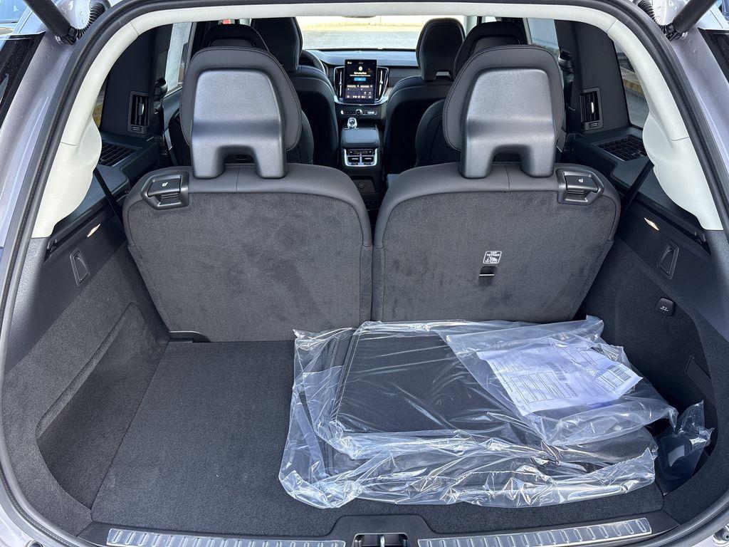 new 2026 Volvo XC90 Plug-In Hybrid car, priced at $77,145