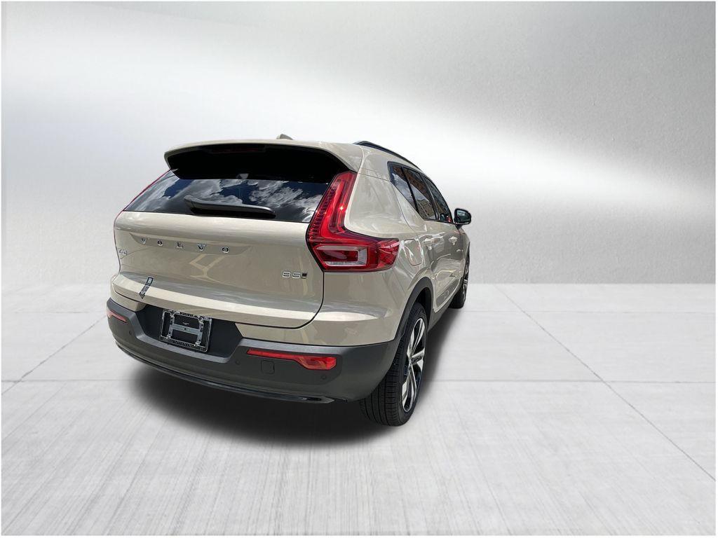 new 2025 Volvo XC40 car, priced at $47,920