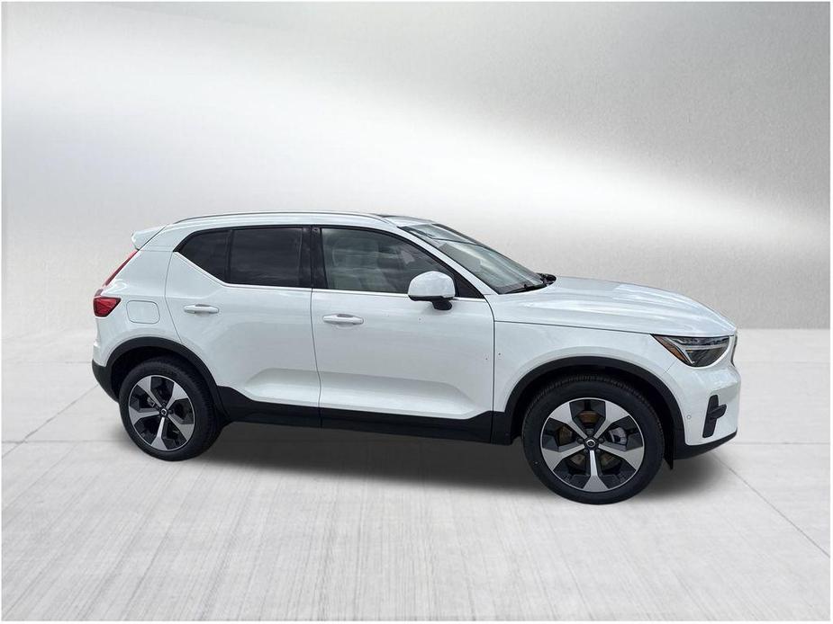 new 2025 Volvo XC40 car, priced at $46,815