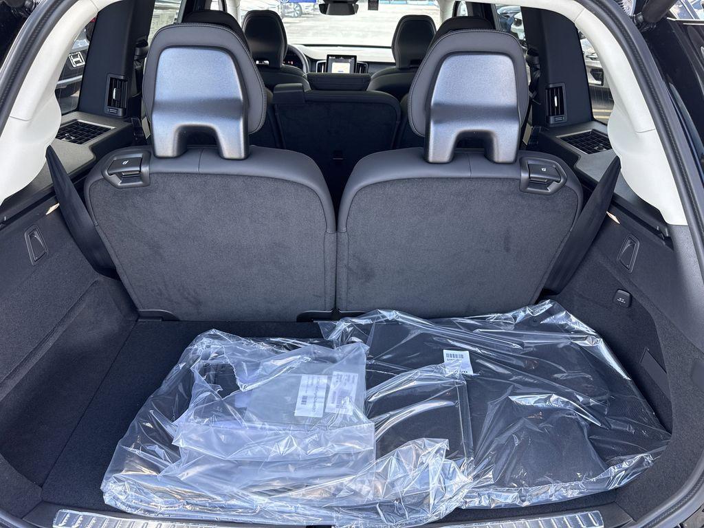 new 2025 Volvo XC90 Plug-In Hybrid car, priced at $73,295