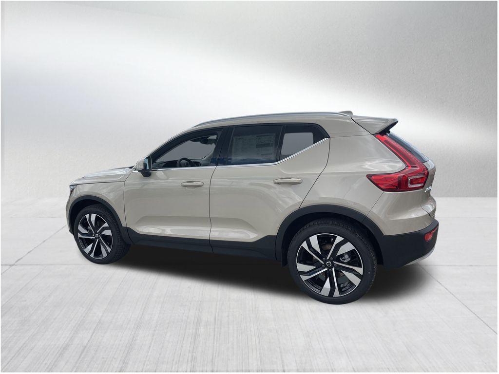 new 2025 Volvo XC40 car, priced at $48,540